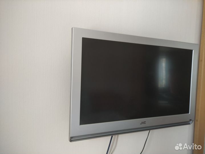 Телевизор JVC-LT-32EX28