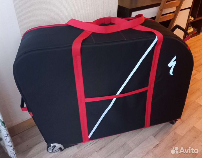 Чемодан для велосипеда