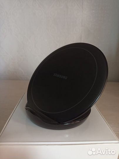 Беспроводная зарядка Samsung