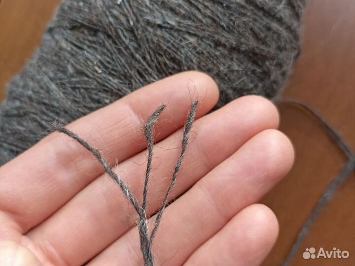 Пряжа носочная серая овечья шерсть 1 моток