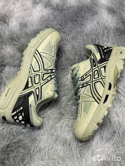 Кроссовки Asics