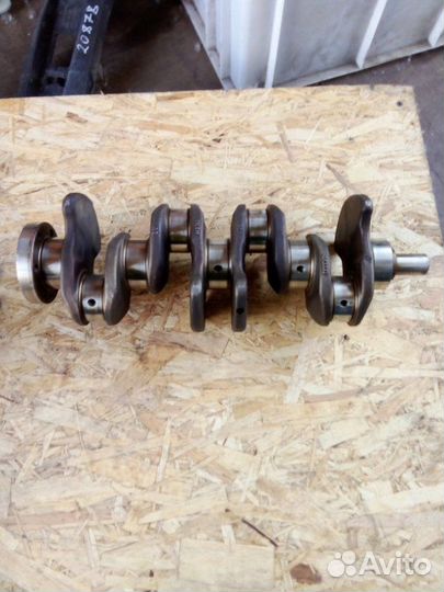 Коленвал Volkswagen Golf 6 хэтчбек 1.4 TSI (caxa)