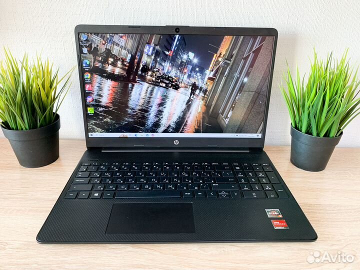 Ноутбук HP Ryzen 3/8Gb/SSD256Gb