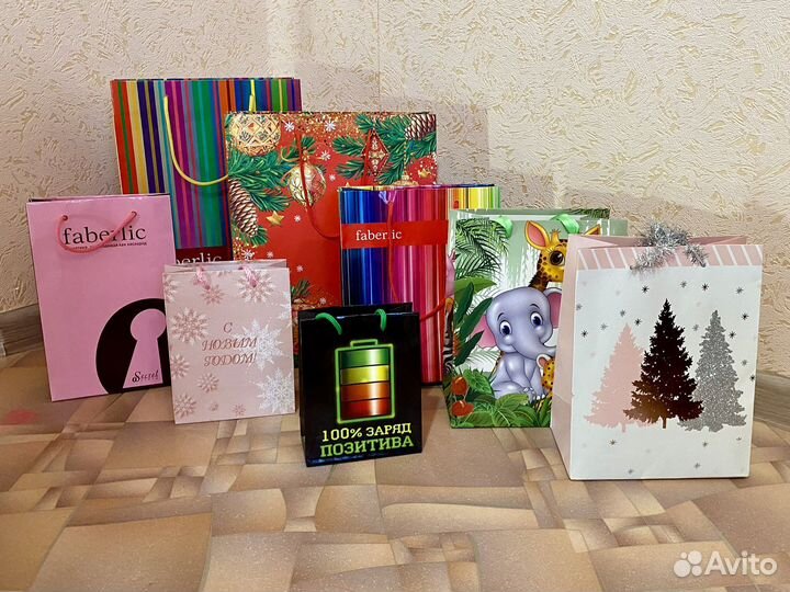 Пакеты подарочные