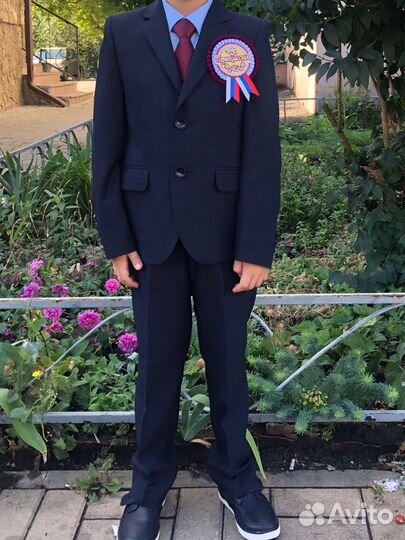 Школьный костюм для мальчика 134 синий