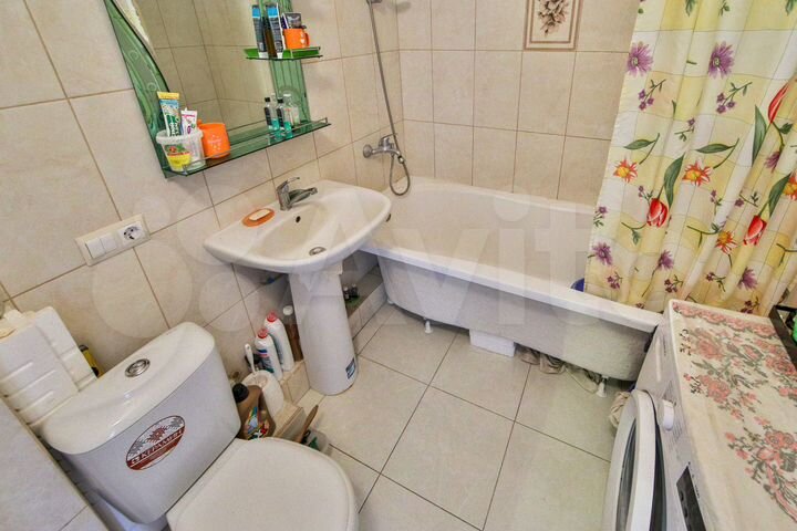 1-к. квартира, 40 м², 9/9 эт.