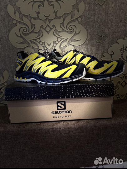 Salomon XA PRO 3D v8