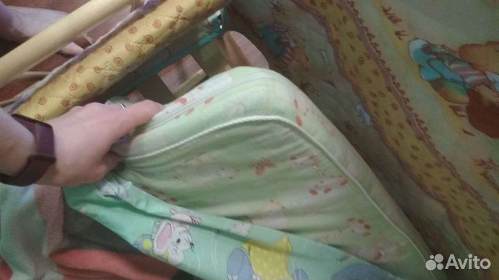 Детская кроватка