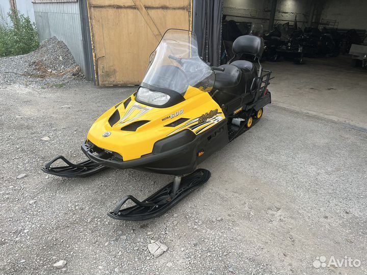 Brp ski-doo skandic