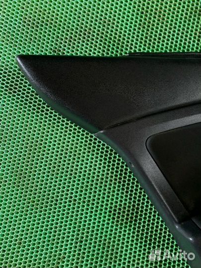 Обшивка карта двери задняя левая Renault Fluence