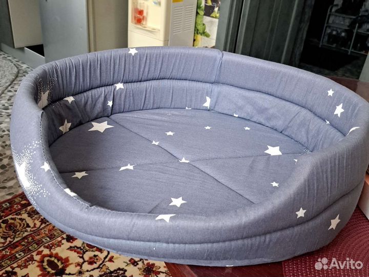 Лежанка для собак и кошек