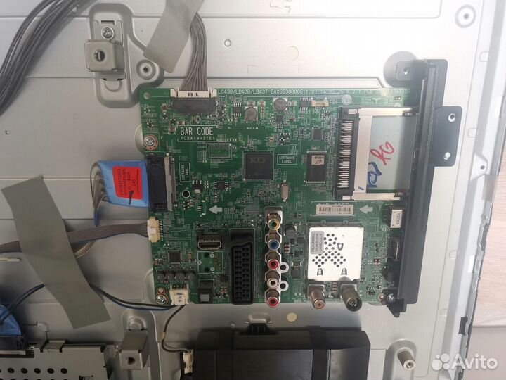 Телевизор LG 32LB565V (Разбор)(По запчастям)