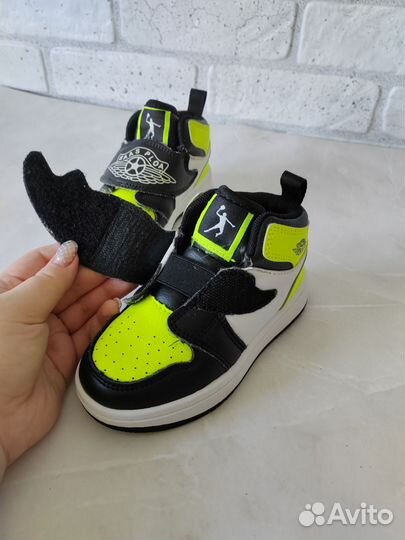 Кроссовки детские для мальчика 26 размер