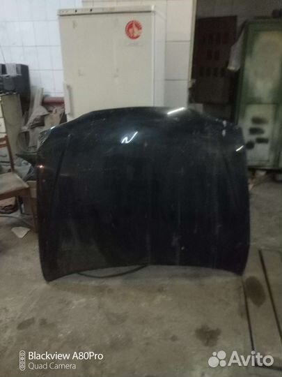 Капот на Tayota Corolla 110 куз