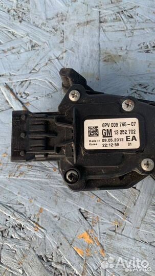 Электронная педаль газа Chevrolet Cruze 13252702