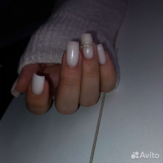 Наращивание ногтей на дому