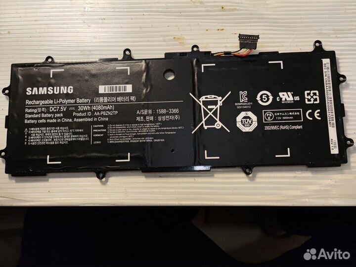 Аккумулятор и шлейфы, кнопки Samsung XE500t1c