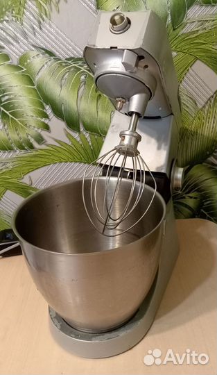 Миксер планетарный Kenwood Major kmm700