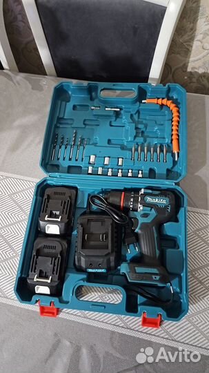 Дрель шуруповерт makita