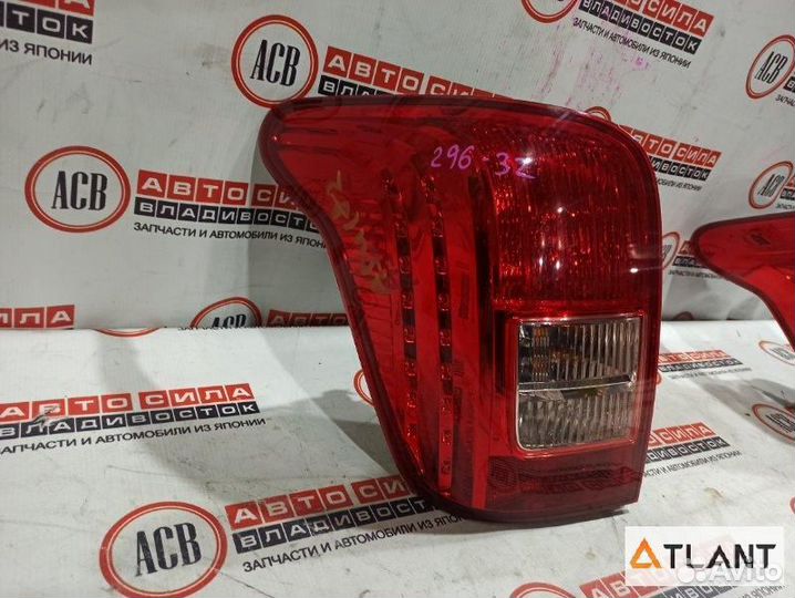 Стоп-сигнал левый toyota corolla fielder