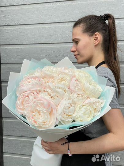 Белые пионы, цветы, букет