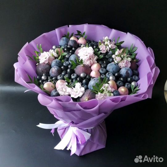 Букет ягодный с клубникой в шоколаде