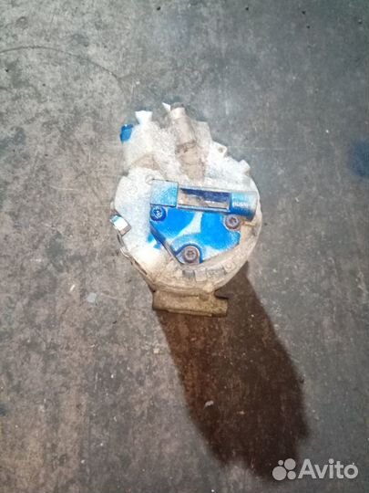 Компрессор кондиционера Nissan MR20 MR20DE X-trail