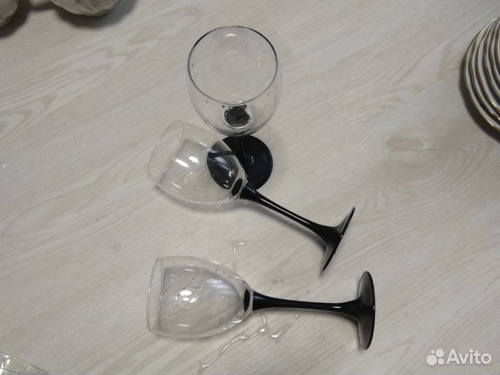 Сервиз фарфоровый кофейный, бокалы