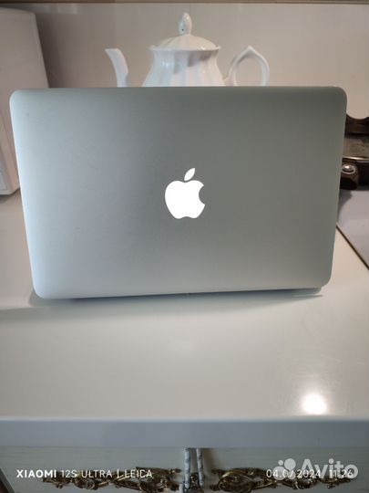 Apple MacBook Air 11 2013 4/256