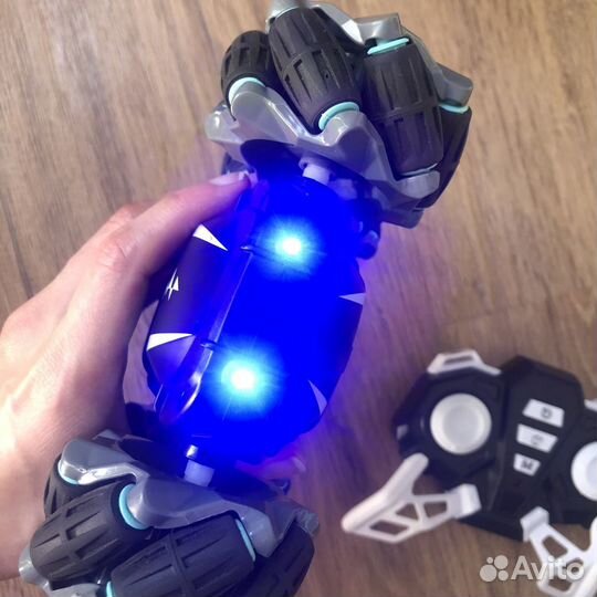 Аккумуляторная машинка на радиоуправлении