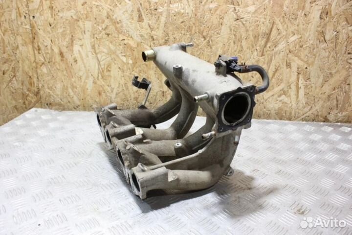 Коллектор впускной Nissan Almera Classic