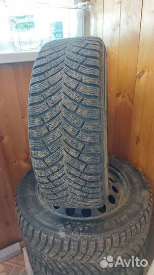 Колесо R16 Michelin 215/55