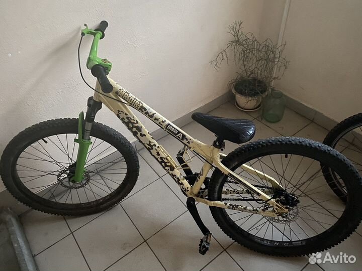 Велосипед для трюков триал Atom Urban