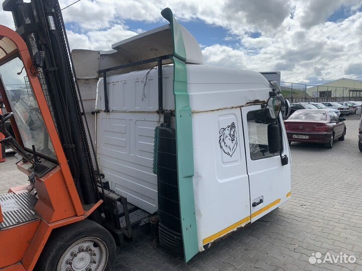 Кабина MAZ 5440