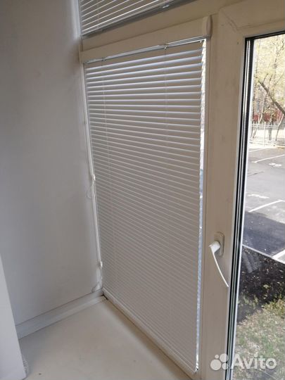 Жалюзи горизонтальные бу