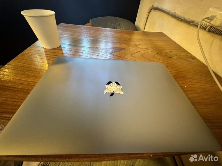 Apple MacBook air 13 2020 m1