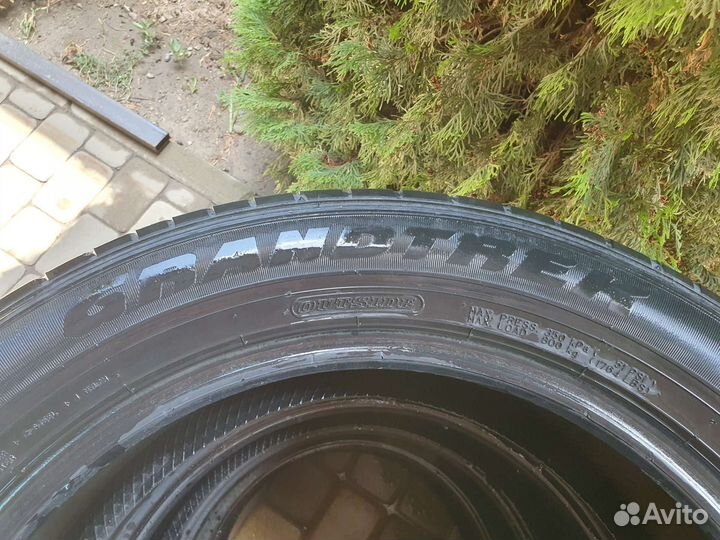 Dunlop Grandtrek ST30 235/55 R18 100H