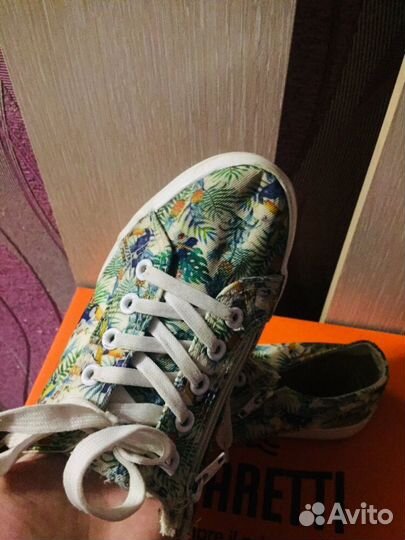 Кеды на девочку