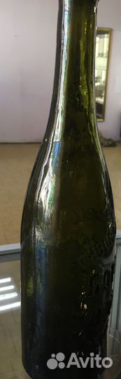 Бутылка старинная с надписью