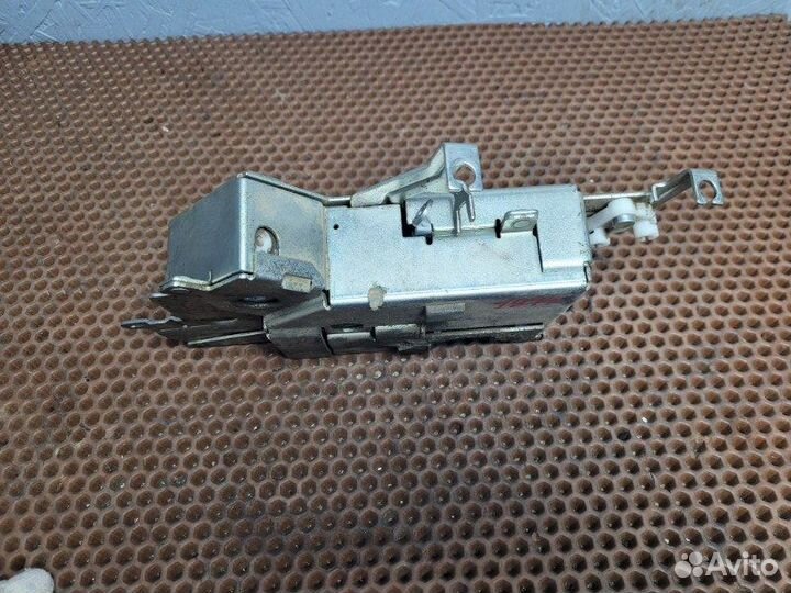Замок двери сдвижной правый Ford Transit TT9 2.2
