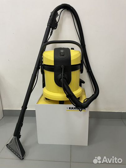 Моющий пылесос Karcher SE 4001