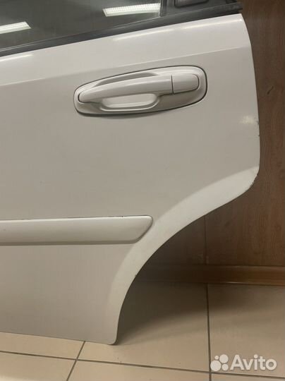 Дверь задняя левая. daewoo gentra седан