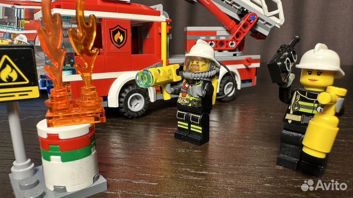 Lego city пожарная машина Оригинальный набор 60107