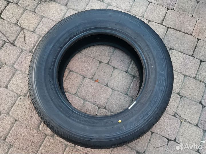 Bridgestone Ecopia EP850 215/65 R16