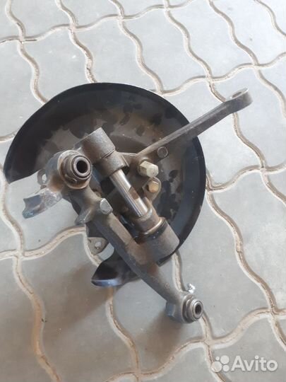 Кулак поворотный в сборе Волга-2410