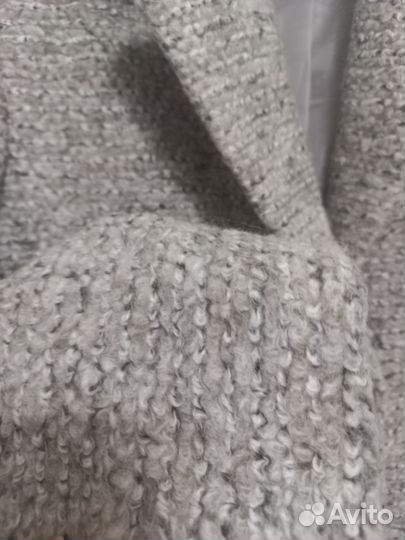 Теплый пиджак новый