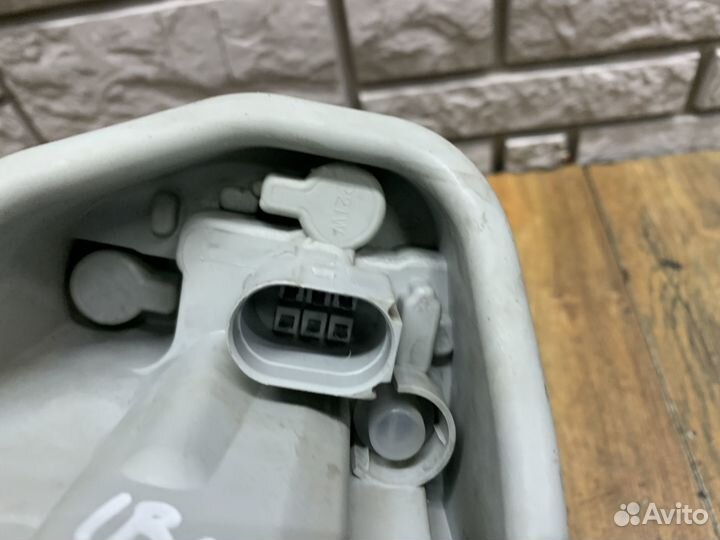 Seat Ibiza Плата заднего фонаря левого и правого