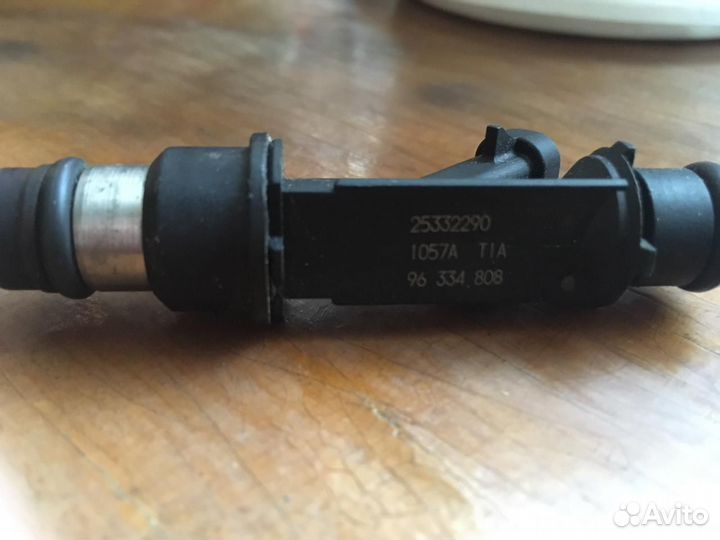 Форсунка Lanos, Sens,Шанс,Aveo,Cruse