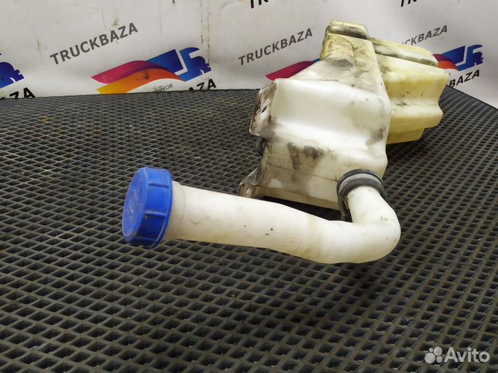 Бачок омывателя лобового стекла