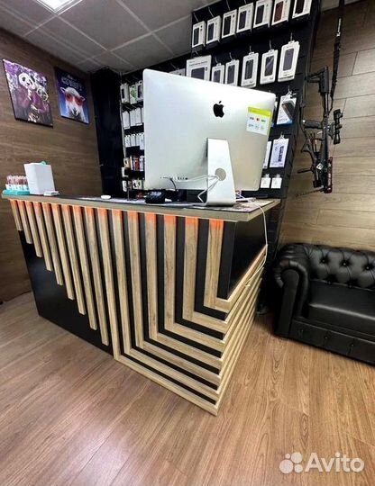 Стойка ресепшн / Кингсвуд